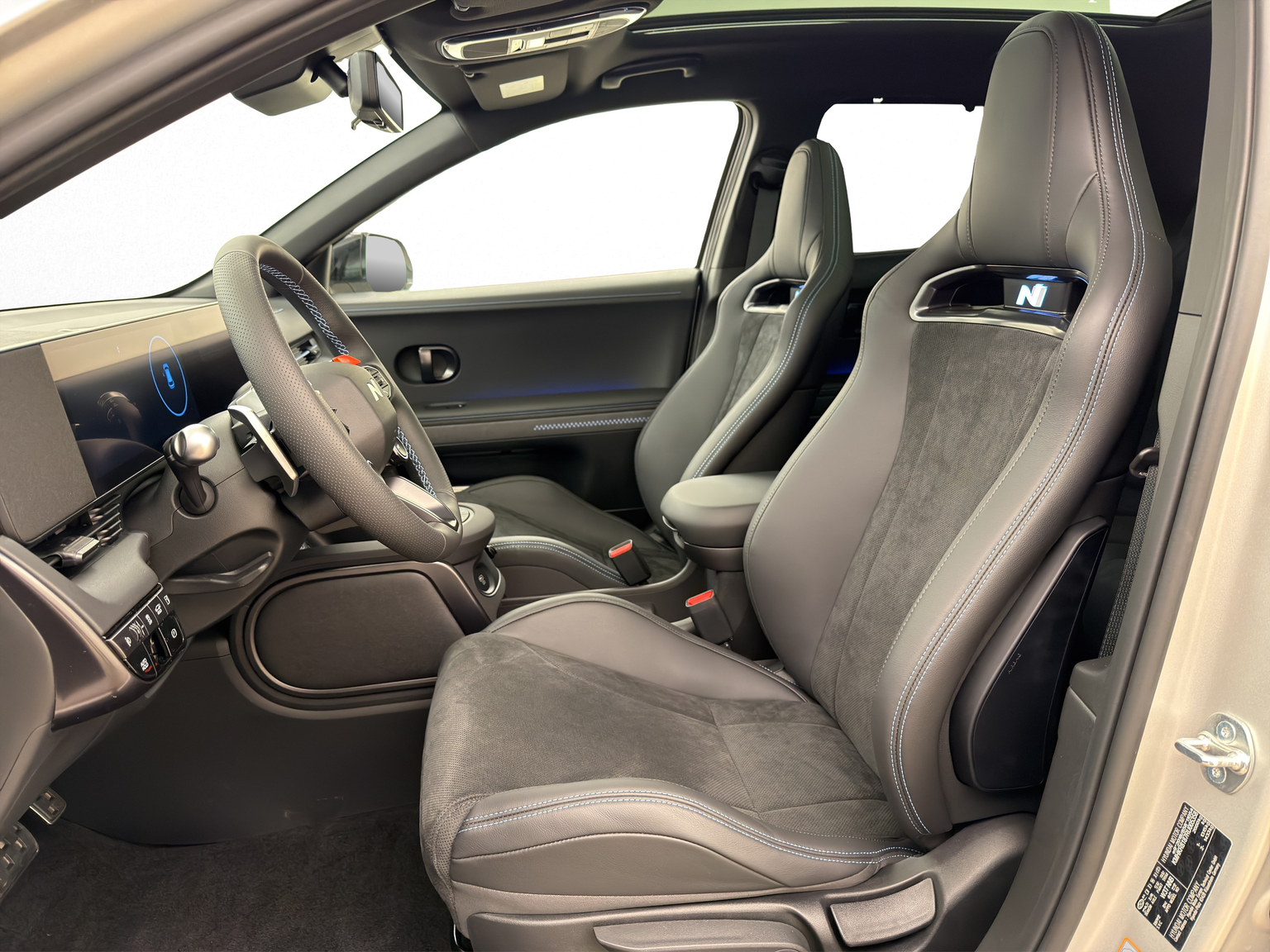 HYUNDAI Ioniq 5 N Electric 4WD Glass roof