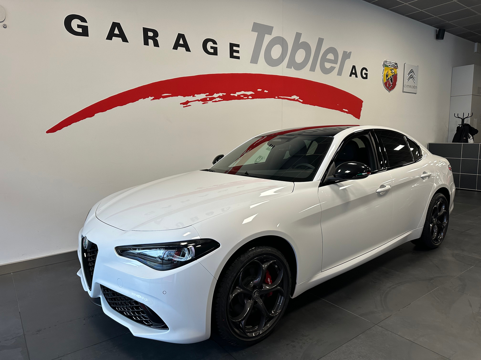 ALFA ROMEO Giulia 2.0 Tributo Italiano Q4 AT8