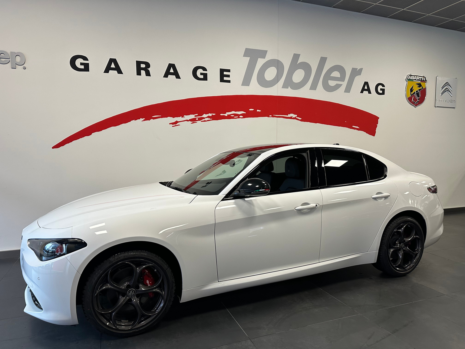 ALFA ROMEO Giulia 2.0 Tributo Italiano Q4 AT8