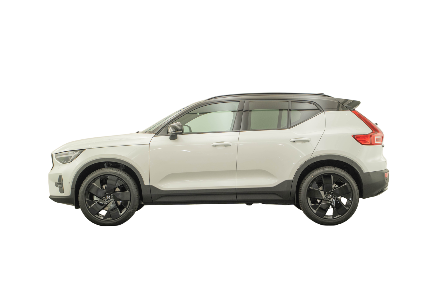 VOLVO XC40 2.0 B4 MH Black Edition