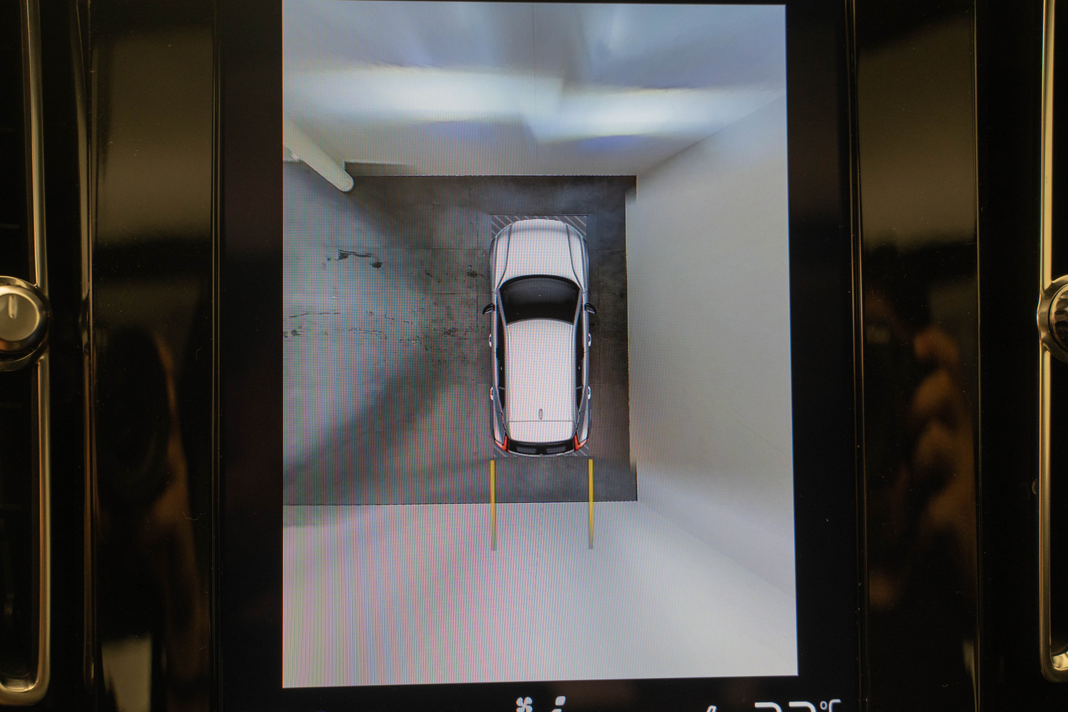 VOLVO XC40 1.5 T5 PiH Ultimate Dark