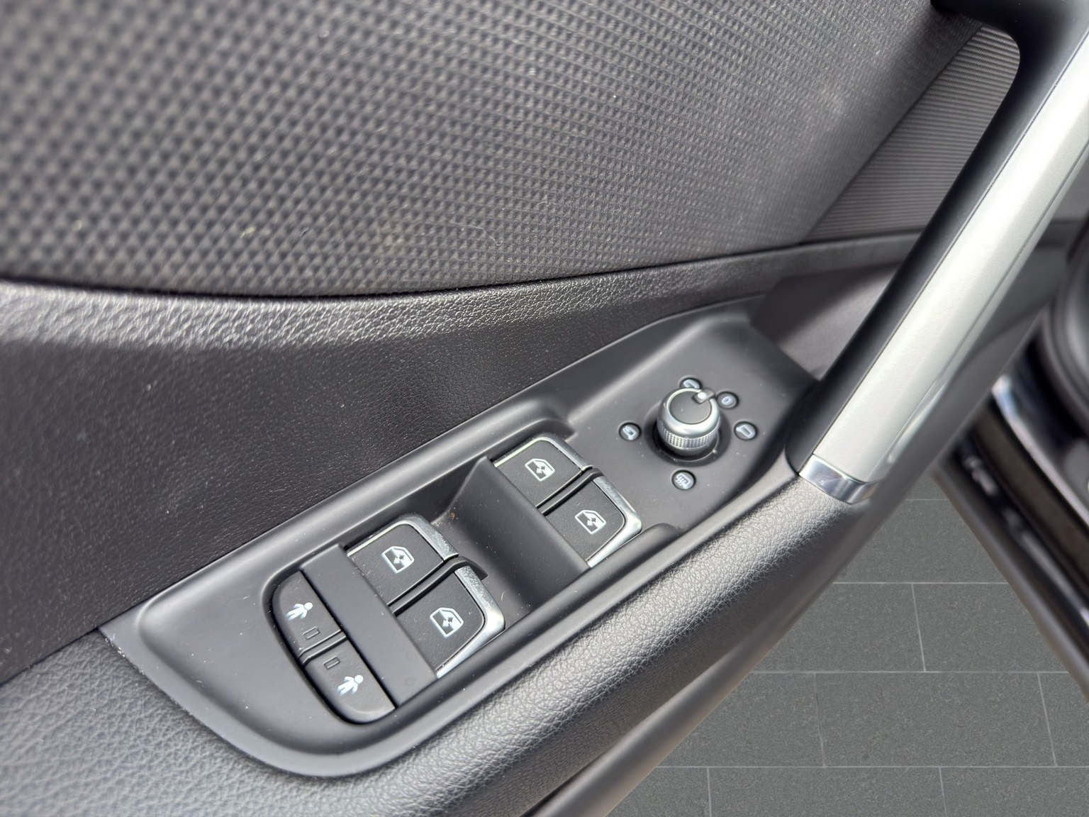 AUDI Q2 35 TDI S line quattro S-tronic