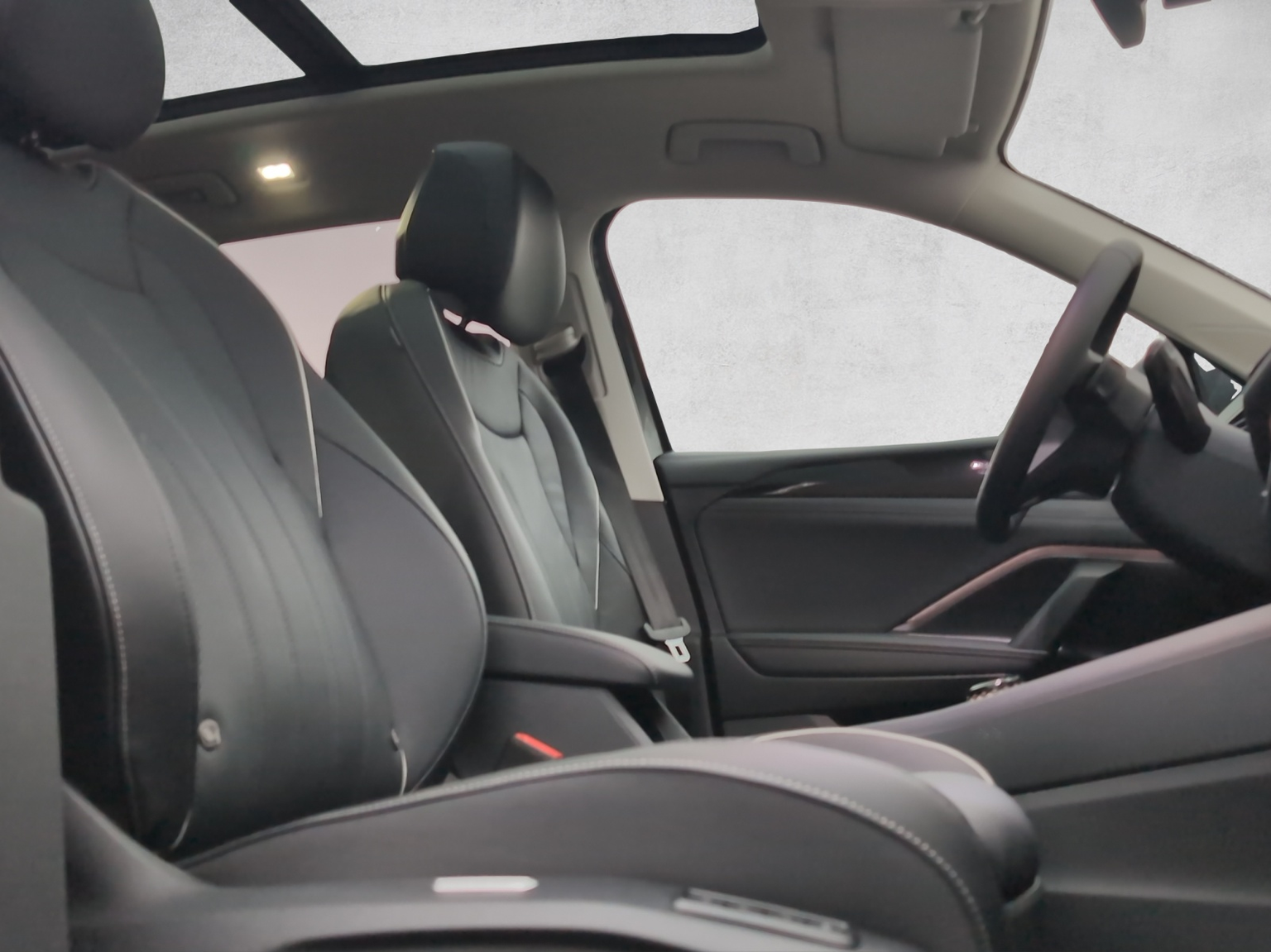 VW Tiguan 2.0 TSI United DSG 4Motion