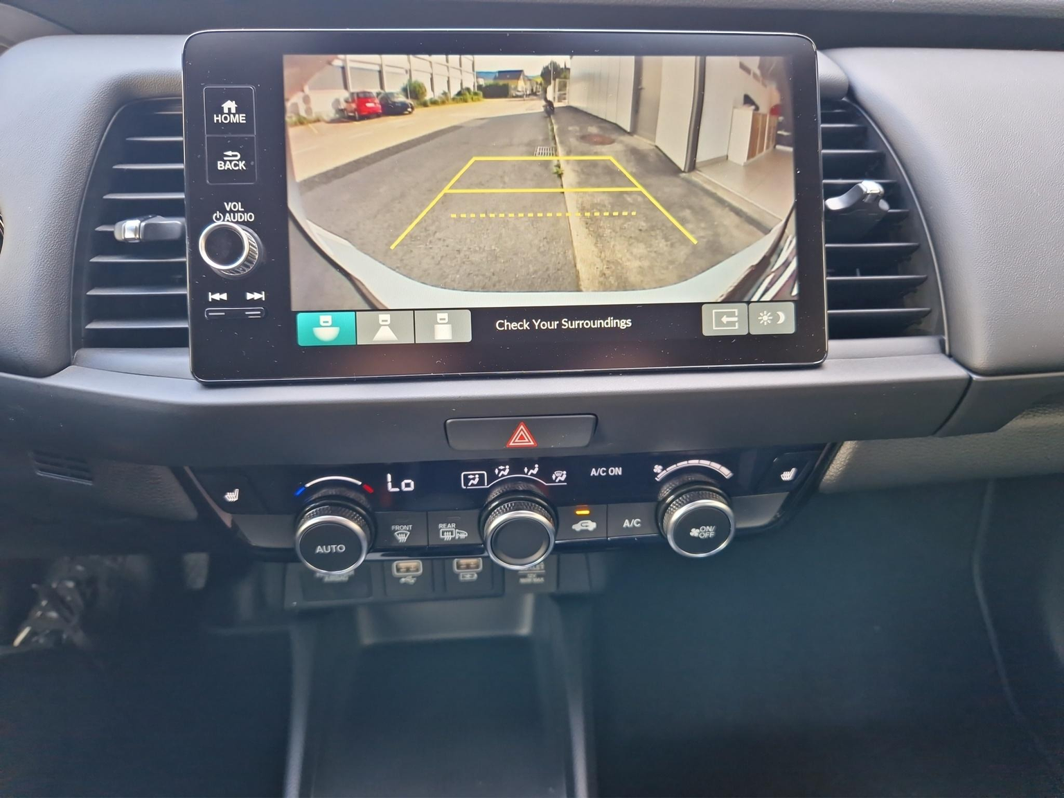 HONDA Jazz 1.5 i-MMD Elegance