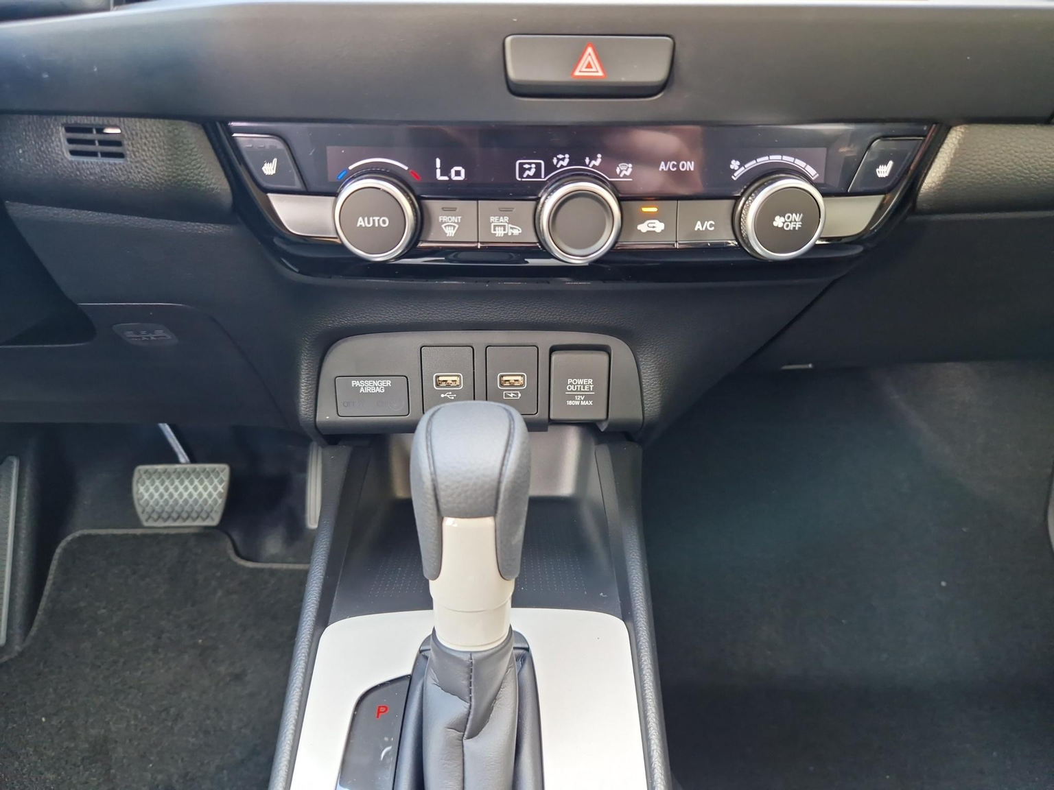 HONDA Jazz 1.5 i-MMD Elegance