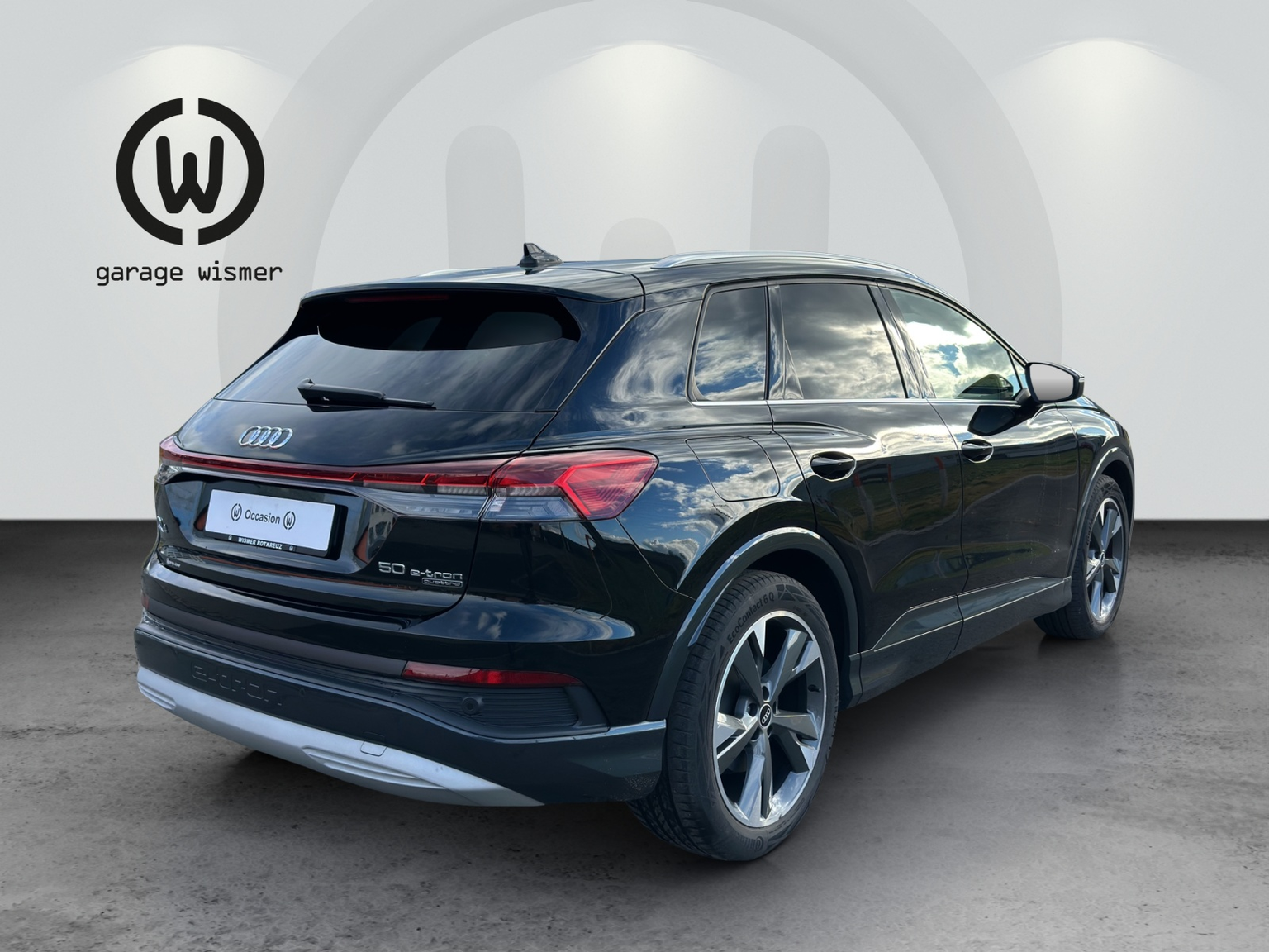 AUDI Q4 e-tron 50 quattro