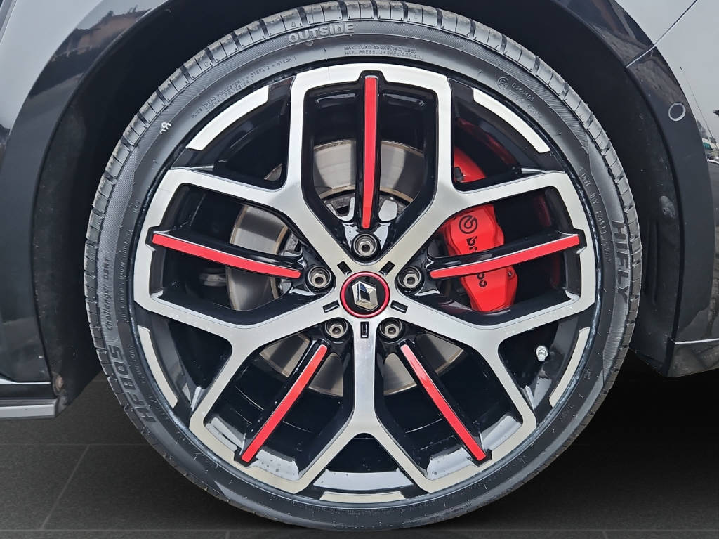 RENAULT Mégane Sport 1.8 T Trophy EDC