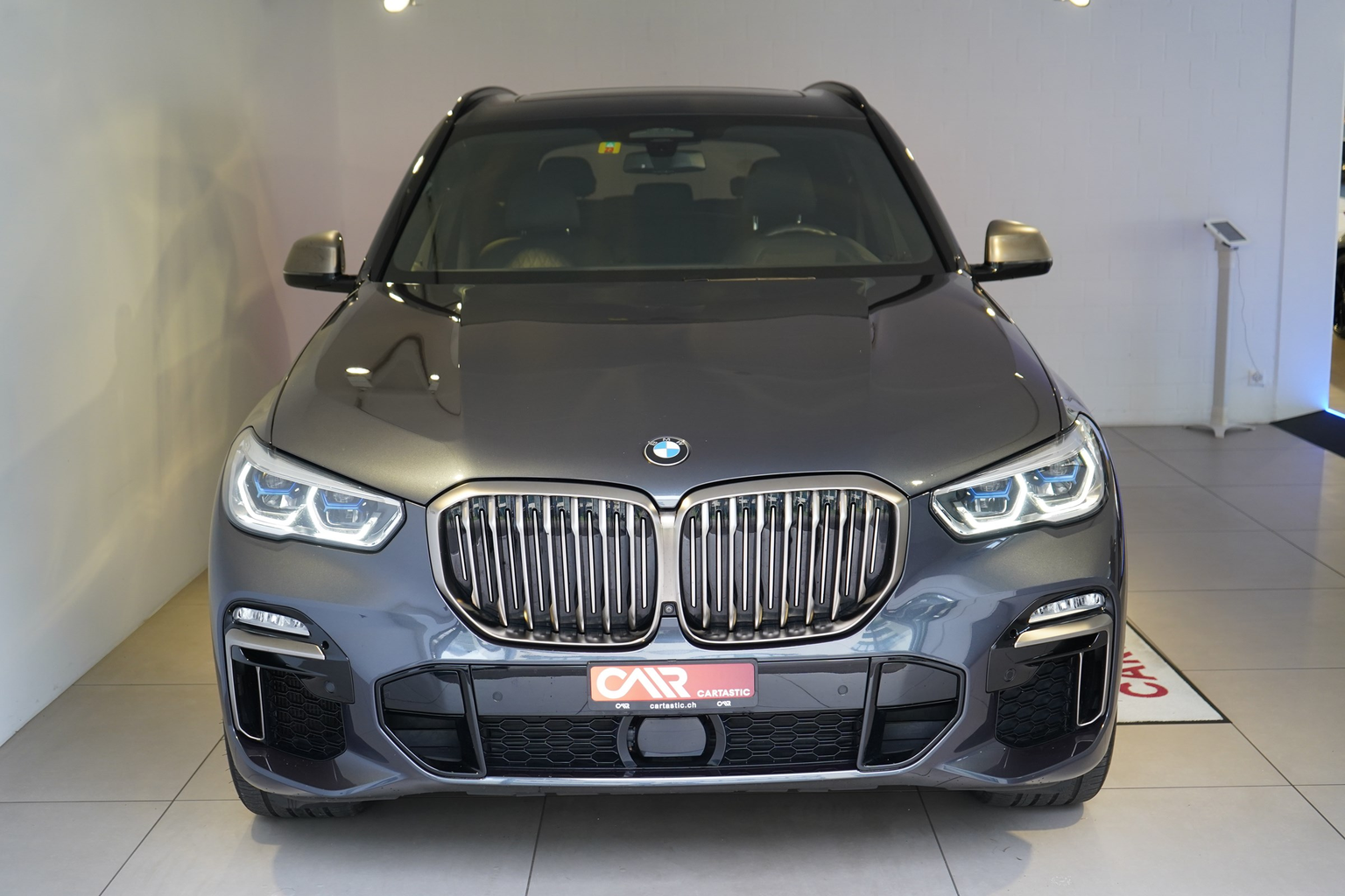 BMW X5 xDrive M50i / CH-Fahrzeug