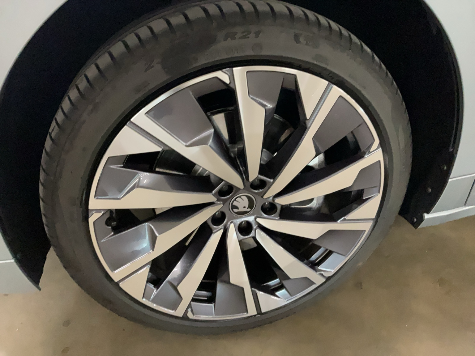 SKODA Enyaq 85x 4x4