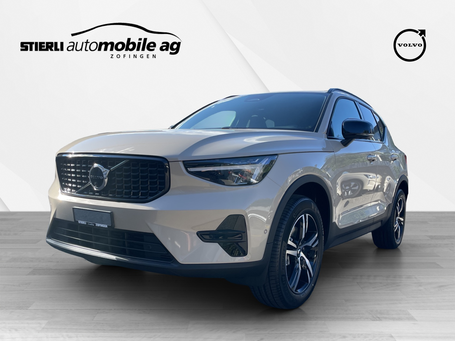 VOLVO XC40 2.0 B4 MH Plus Dark