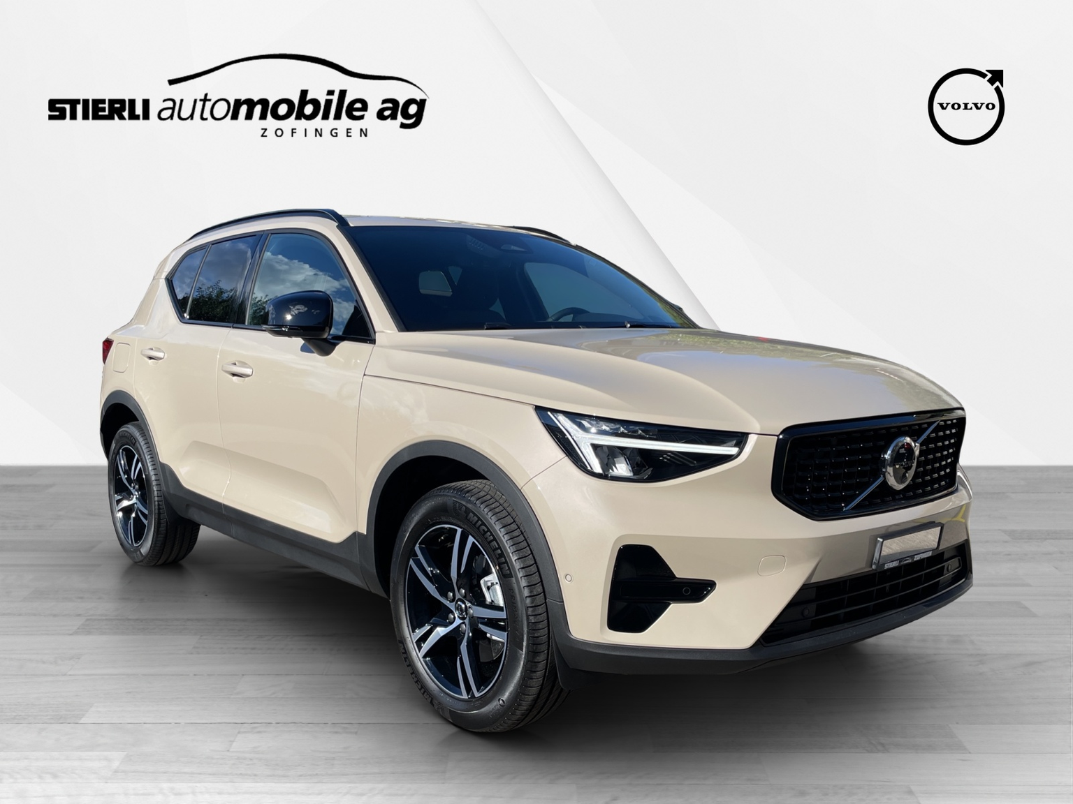 VOLVO XC40 2.0 B4 MH Plus Dark