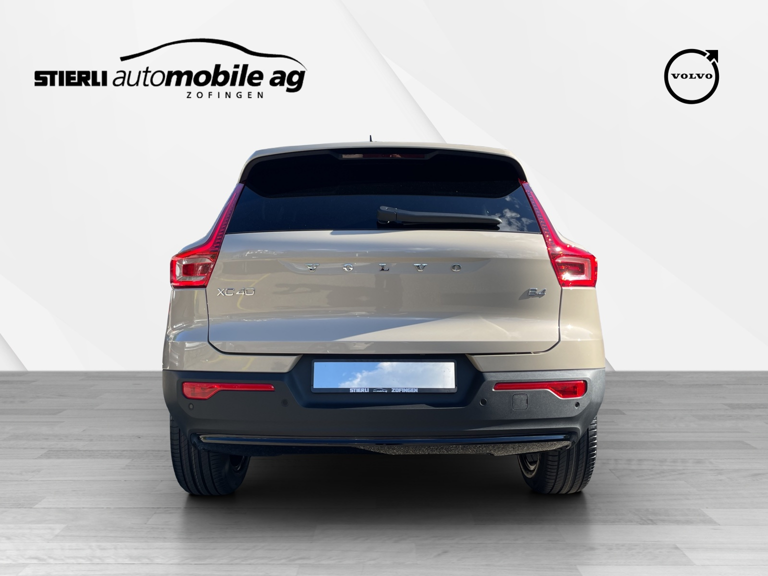 VOLVO XC40 2.0 B4 MH Plus Dark