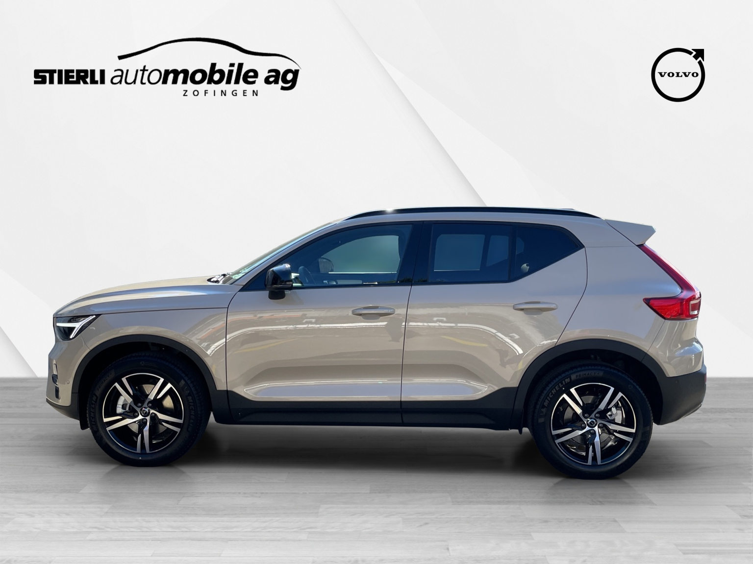 VOLVO XC40 2.0 B4 MH Plus Dark