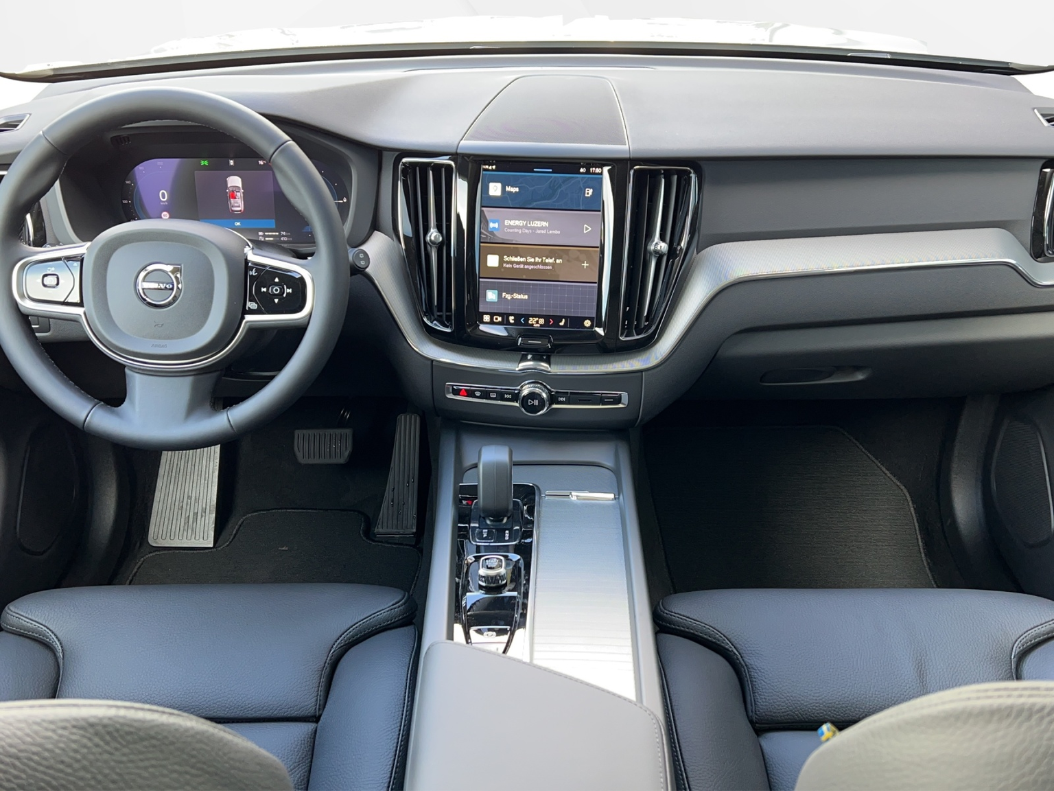 VOLVO XC60 2.0 T6 TE Plus Dark eAWD