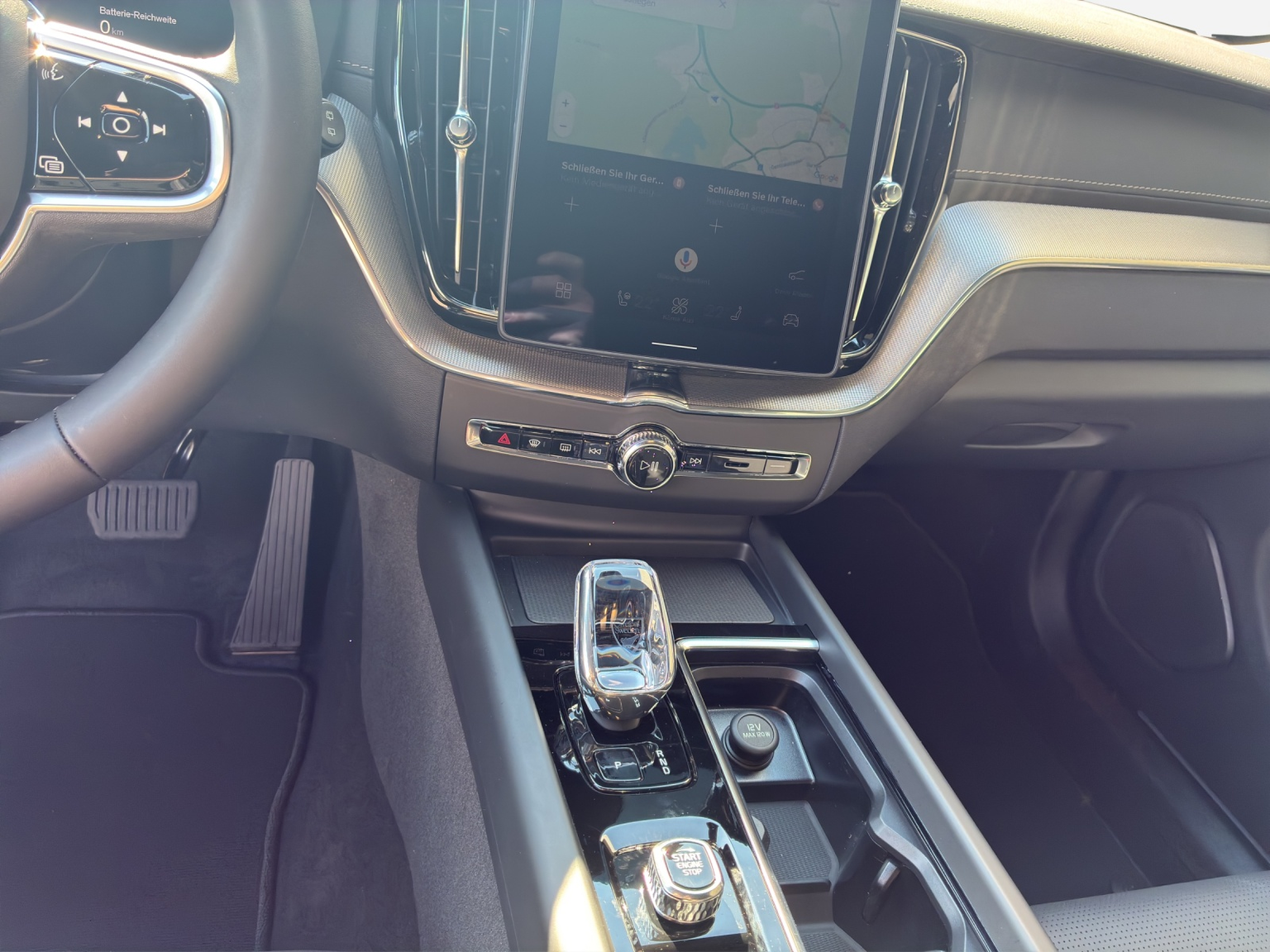 VOLVO XC60 2.0 T6 TE Black Edition eAWD