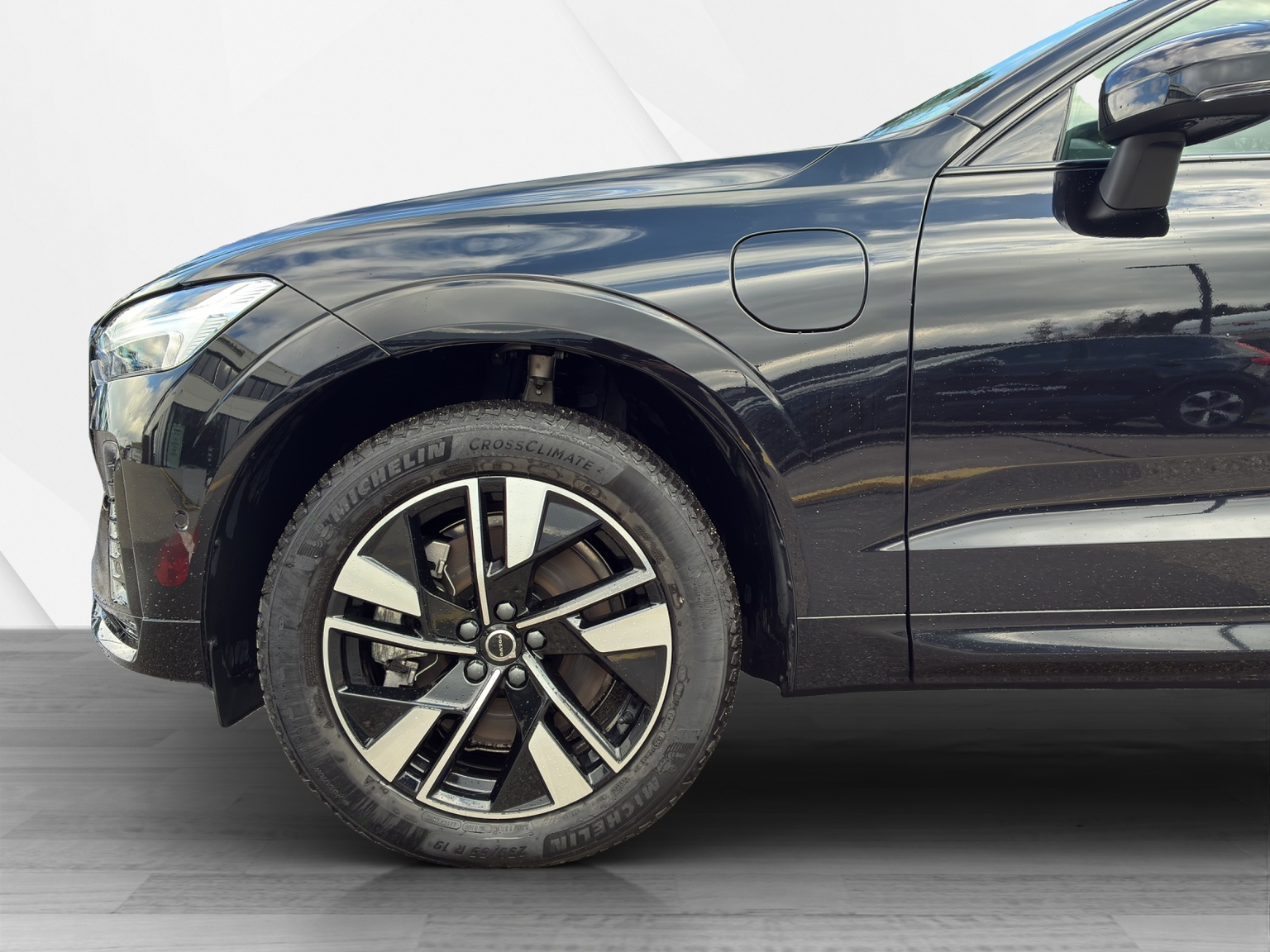 VOLVO XC60 2.0 T6 TE Plus Dark eAWD