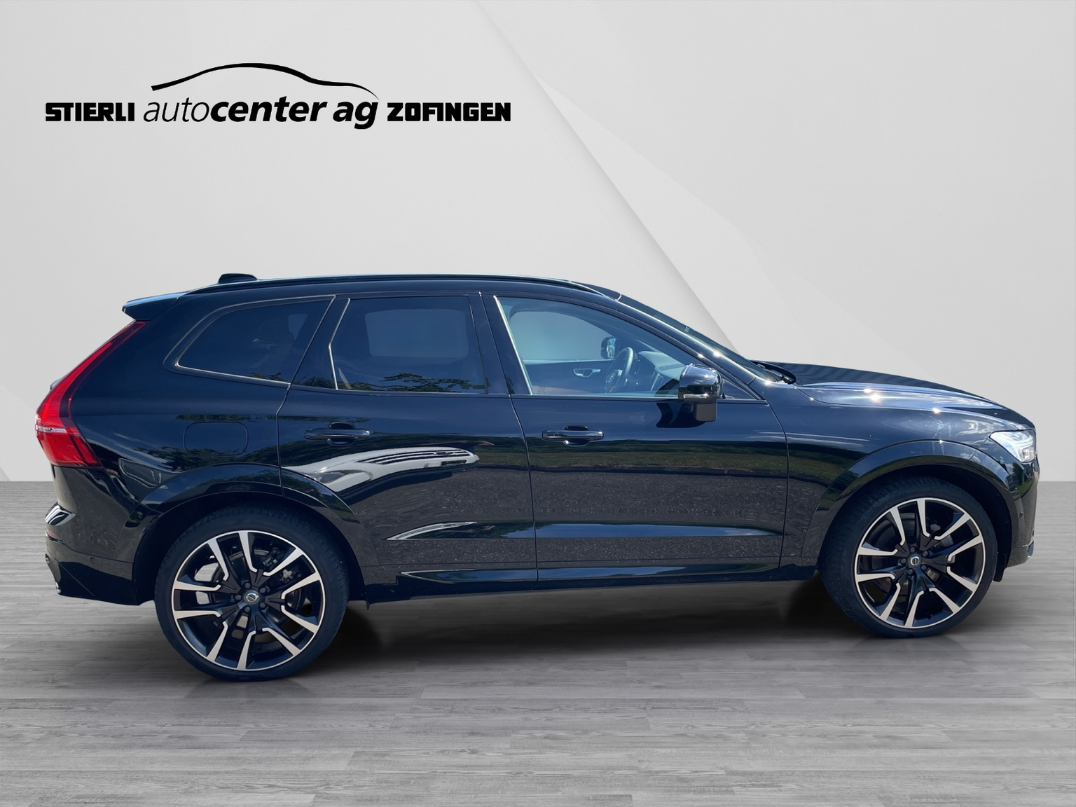 VOLVO XC60 2.0 T6 TE Ultimate Dark eAWD