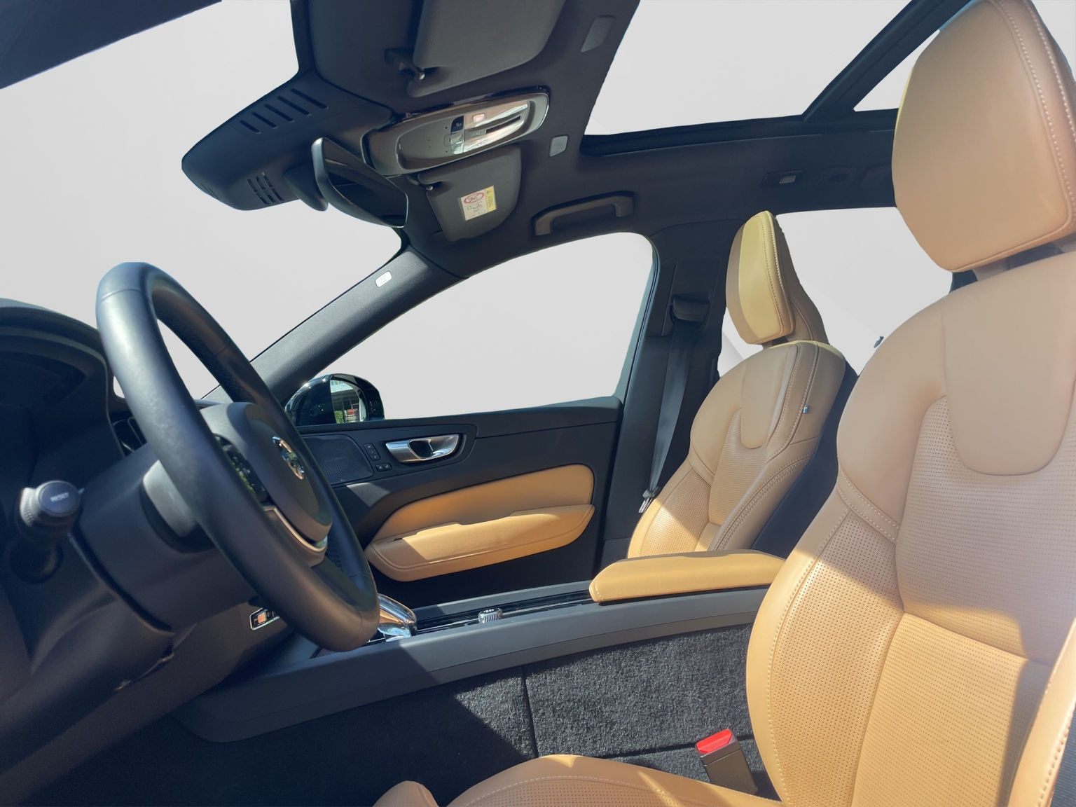VOLVO XC60 2.0 T6 TE Ultimate Dark eAWD