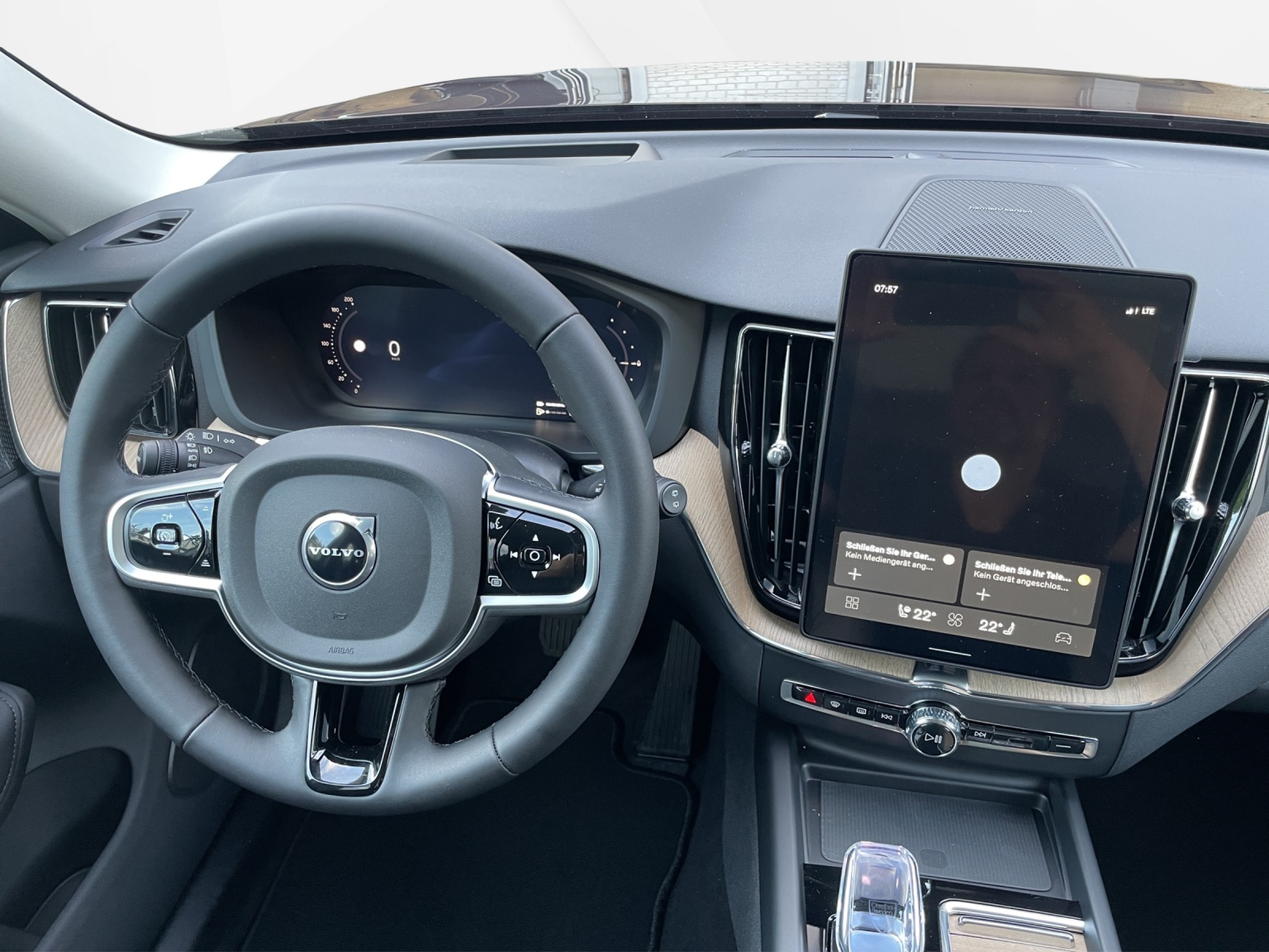 VOLVO XC60 2.0 T6 TE Plus Bright eAWD
