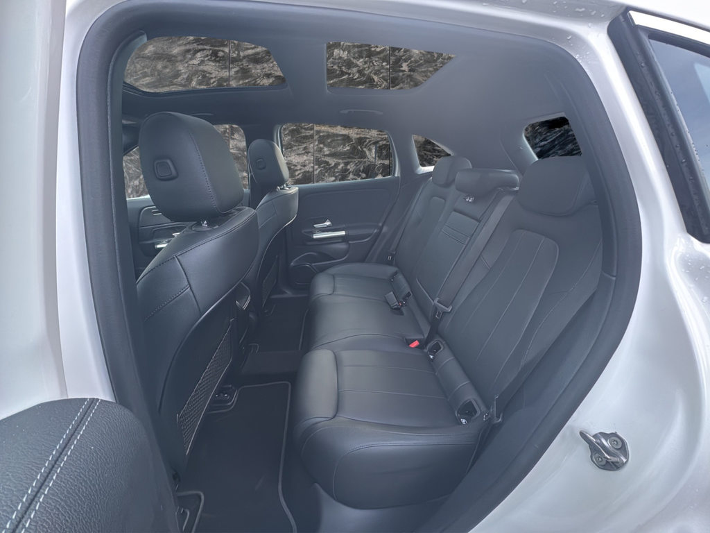 MERCEDES-BENZ EQA H243 EQA 350 4matic