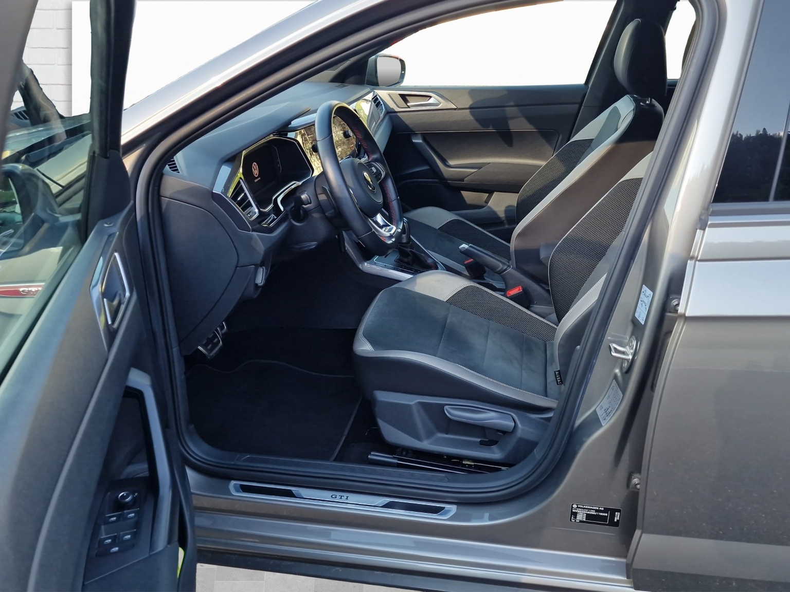 VW Polo 2.0 TSI GTI DSG
