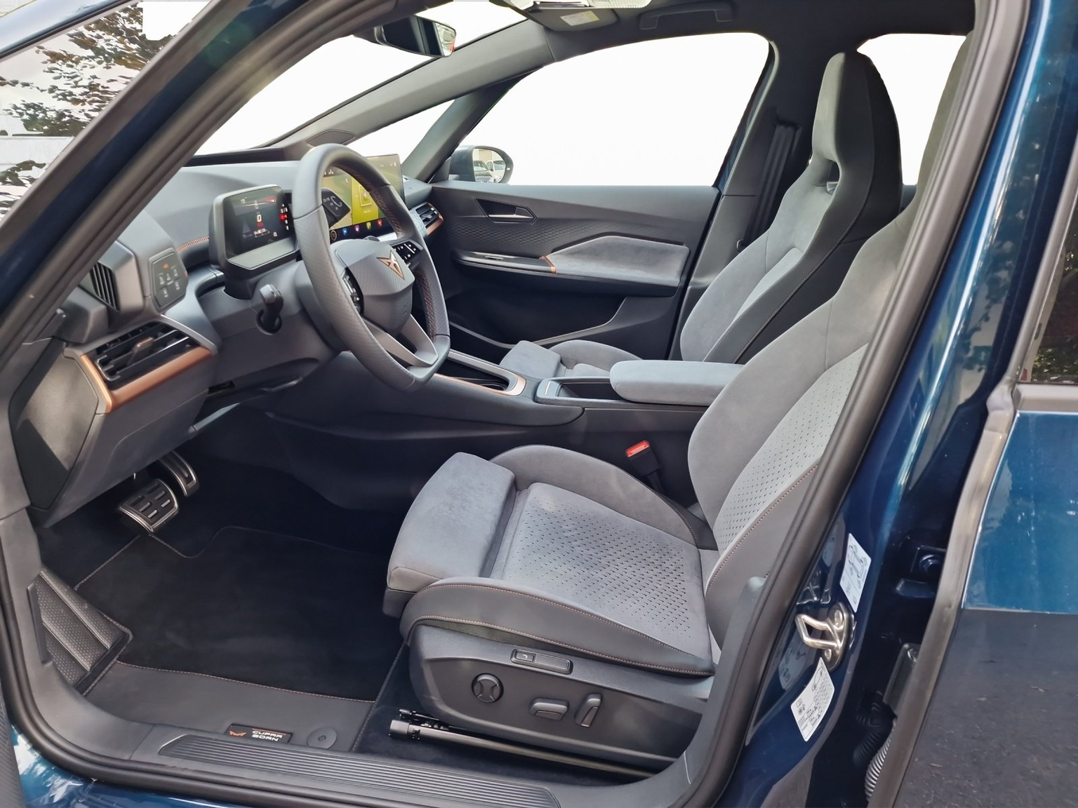CUPRA Born El primero tres