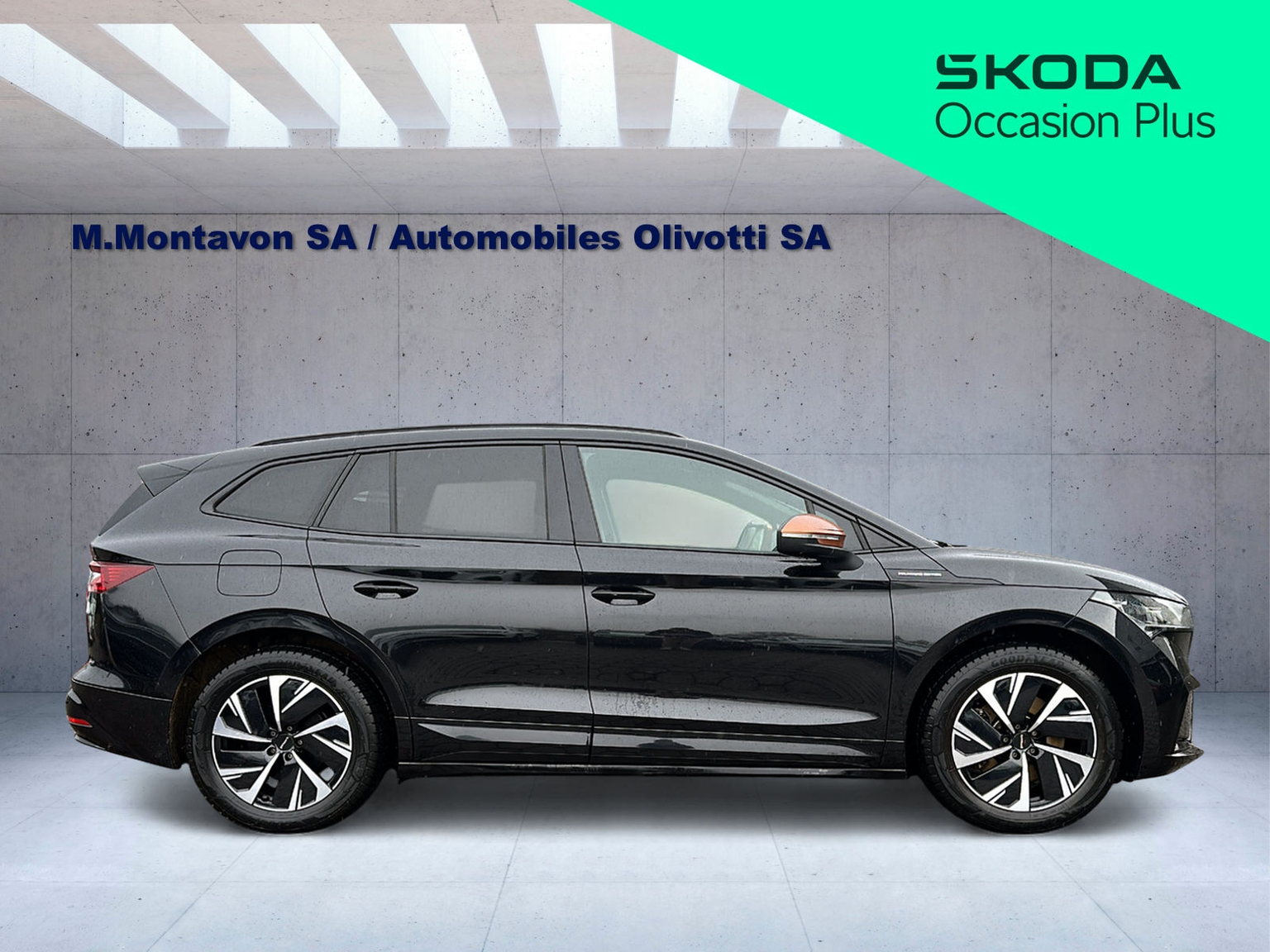 SKODA Enyaq iV 80x Founders Edition