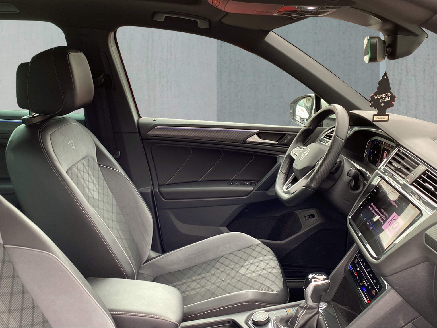 VW Tiguan 2.0TSI R-Line 4Motion DSG