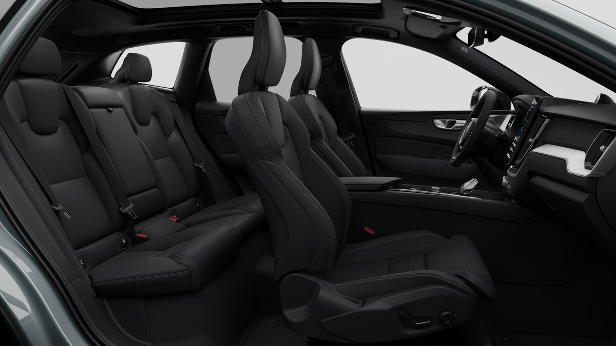 VOLVO XC60 2.0 B5 MH Black Edition AWD