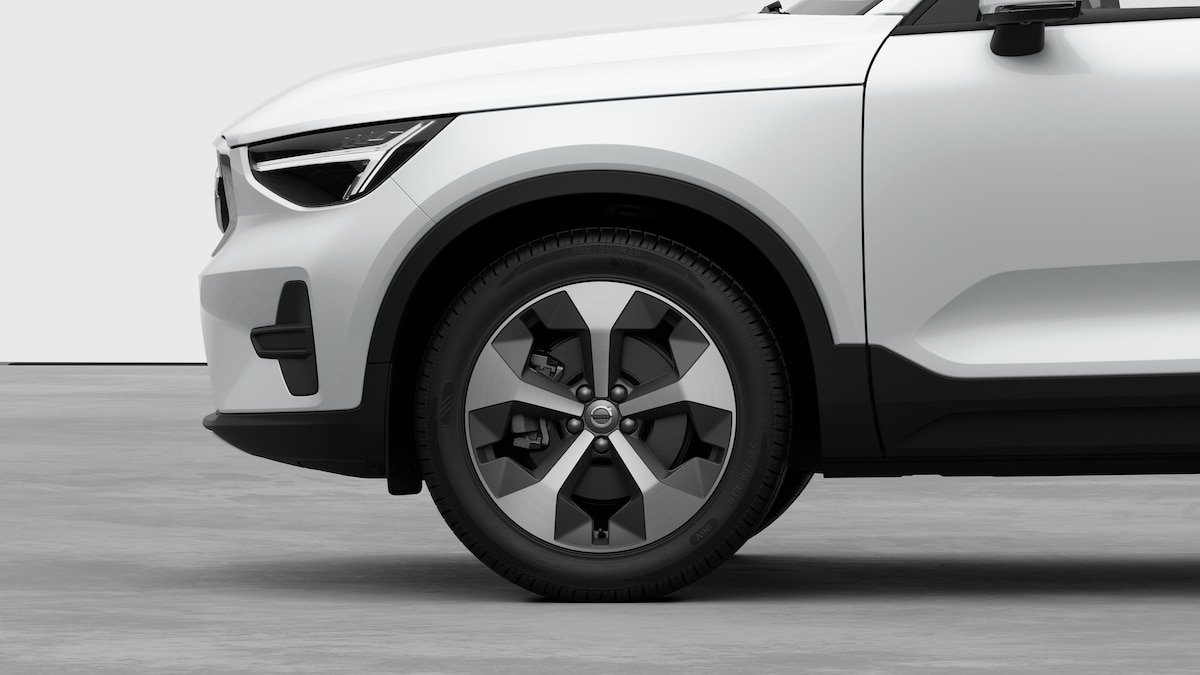 VOLVO XC40 2.0 B3 MH Core