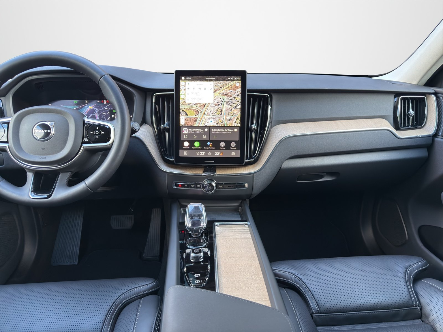 VOLVO XC60 2.0 T8 TE Plus Dark eAWD