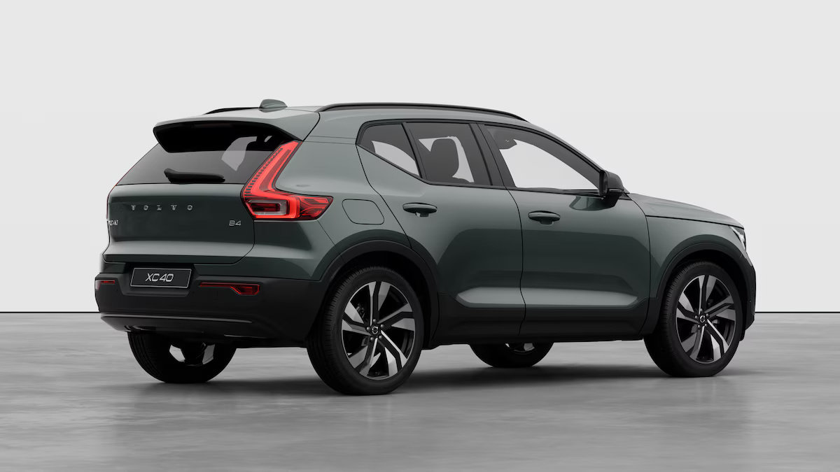 VOLVO XC40 2.0 B4 MH Ultra Dark