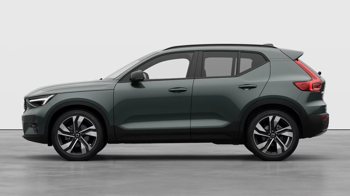 VOLVO XC40 2.0 B4 MH Ultra Dark