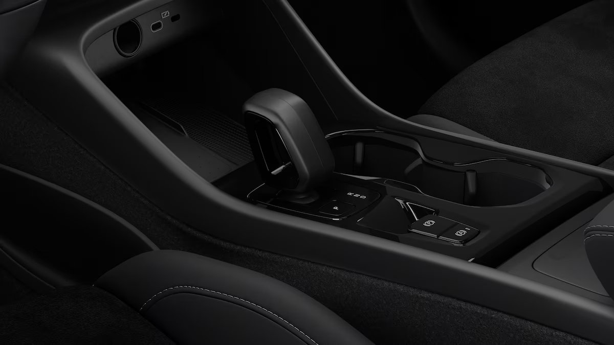 VOLVO XC40 2.0 B4 MH Ultra Dark