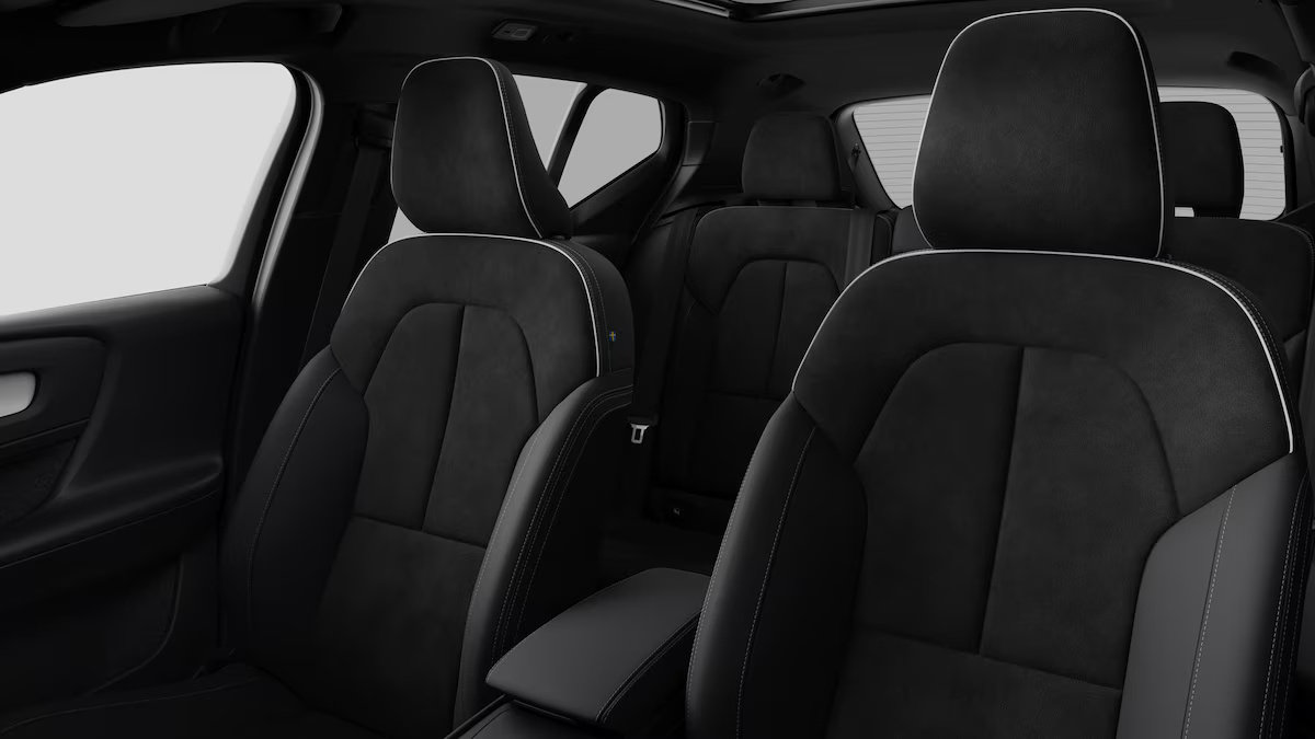 VOLVO XC40 2.0 B4 MH Ultra Dark