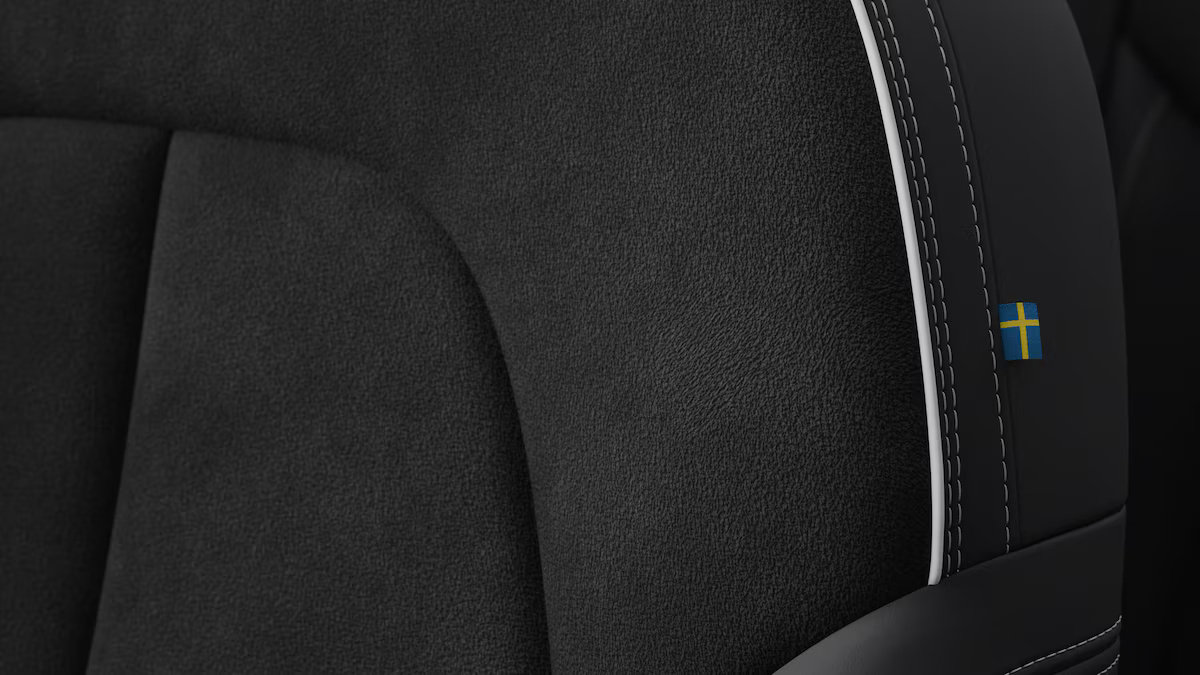 VOLVO XC40 2.0 B4 MH Ultra Dark