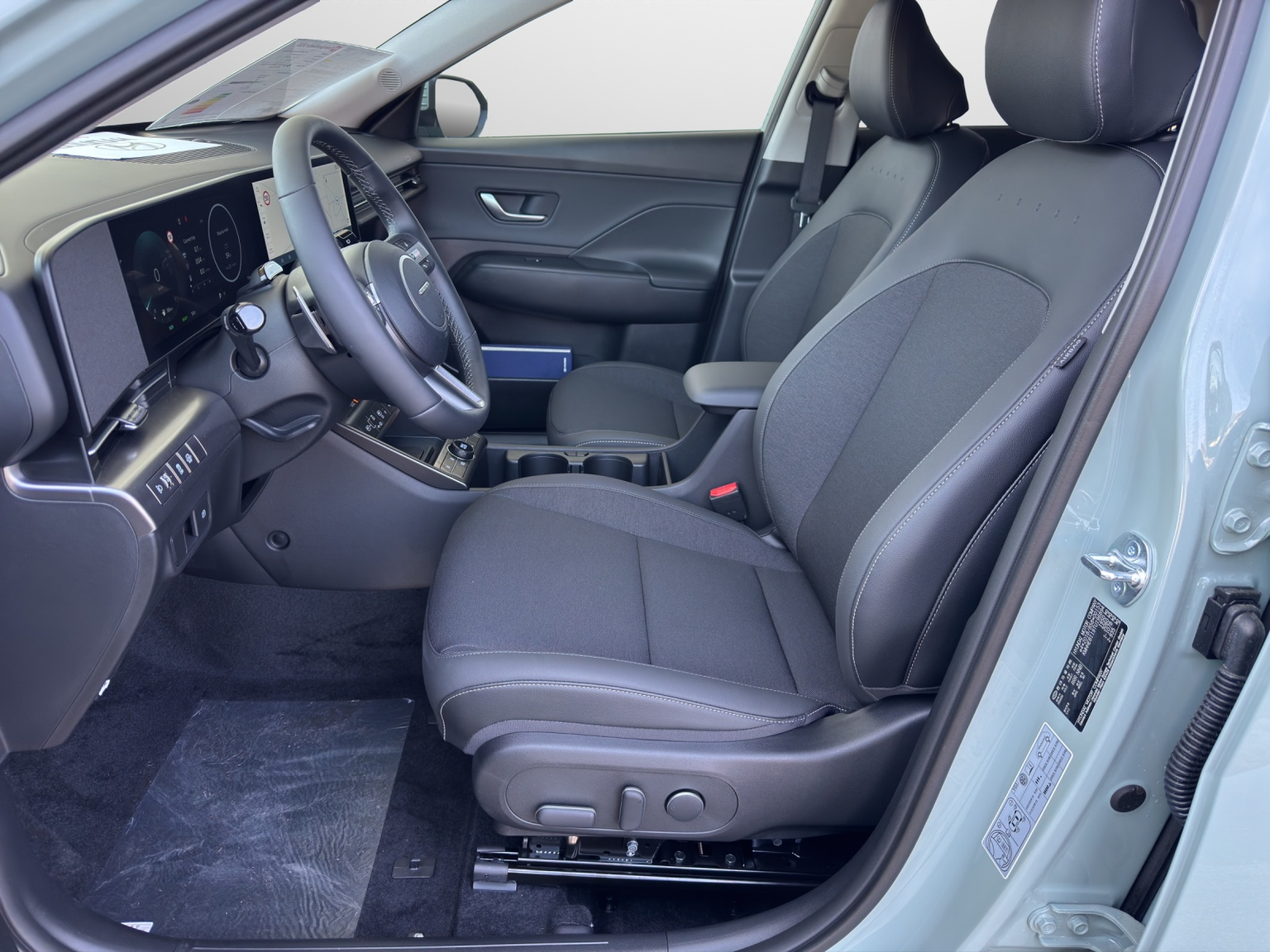 HYUNDAI Kona 1.6 GDi Hybrid Amplia