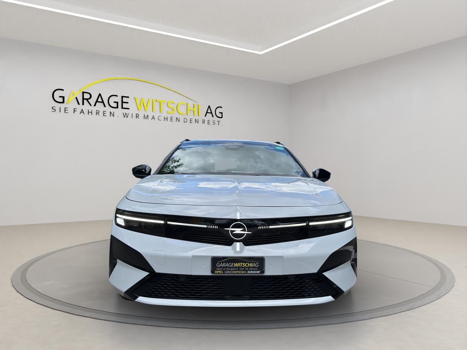 OPEL Astra Electric Sports Tourer Ultimate