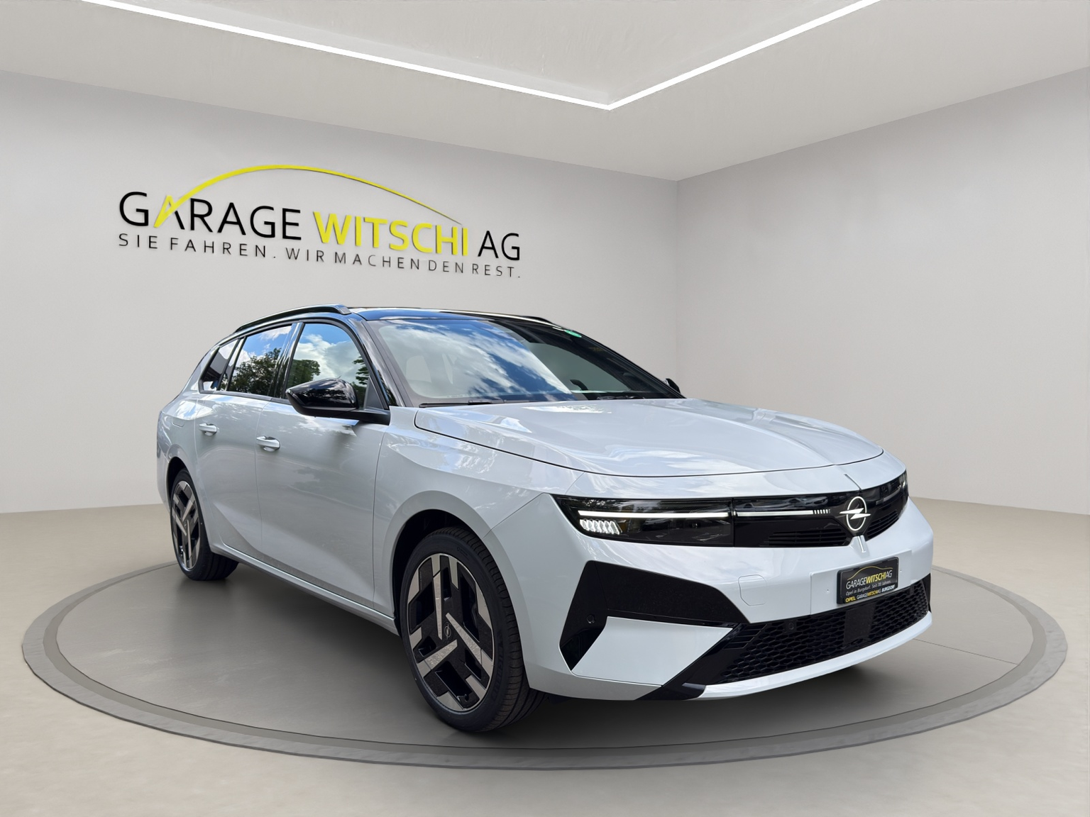 OPEL Astra Electric Sports Tourer Ultimate