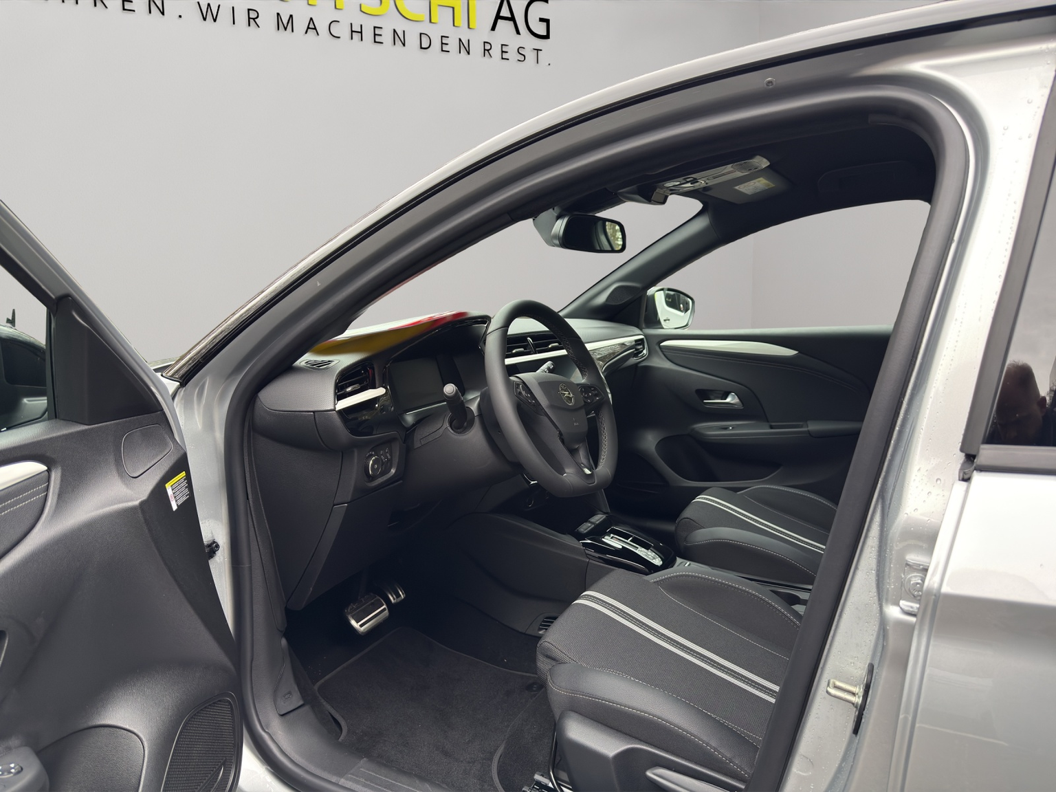 OPEL Corsa F 1.2 Turbo Hybrid VIVA