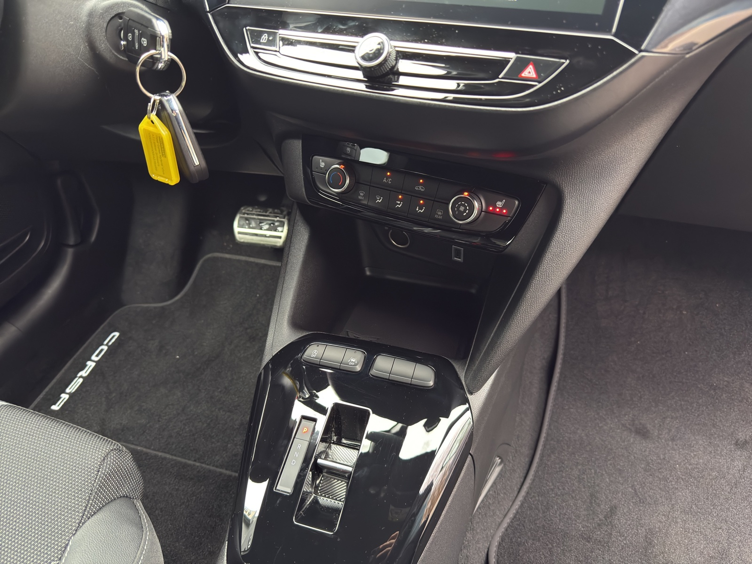 OPEL Corsa F 1.2 Turbo Hybrid VIVA