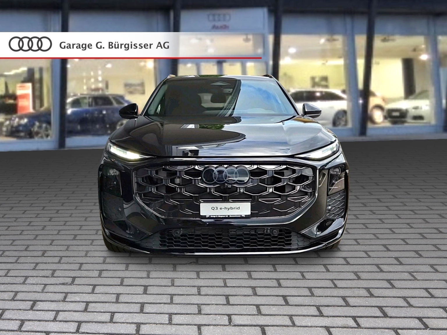 AUDI Q3 SUV e-hybrid 200 kW S tronig Mythosschwarz Metallic