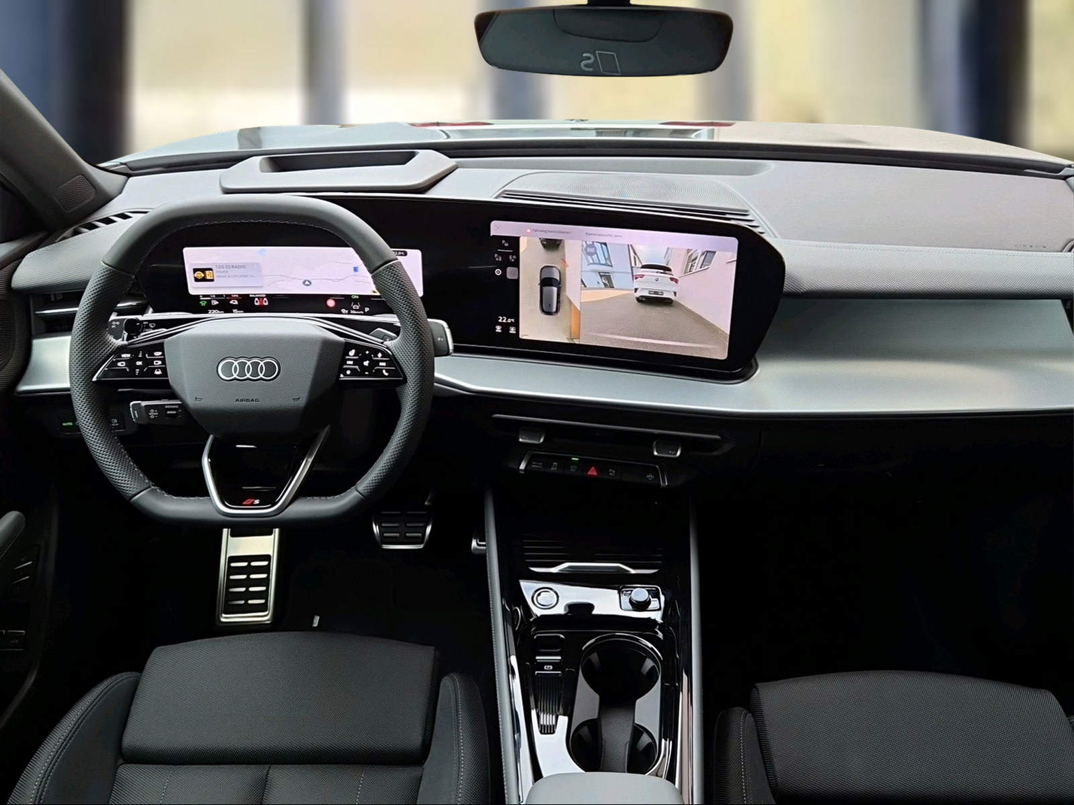 AUDI Q3 SUV e-hybrid 200 kW S tronig Mythosschwarz Metallic