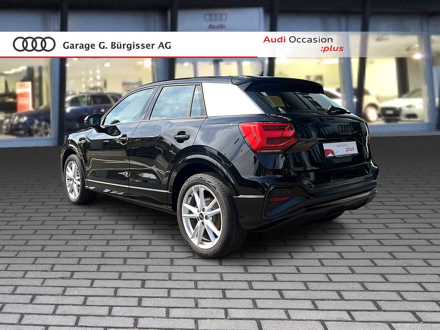 AUDI Q2 40 TFSI S line quattro S-tronic Mythosschwarz Metallic