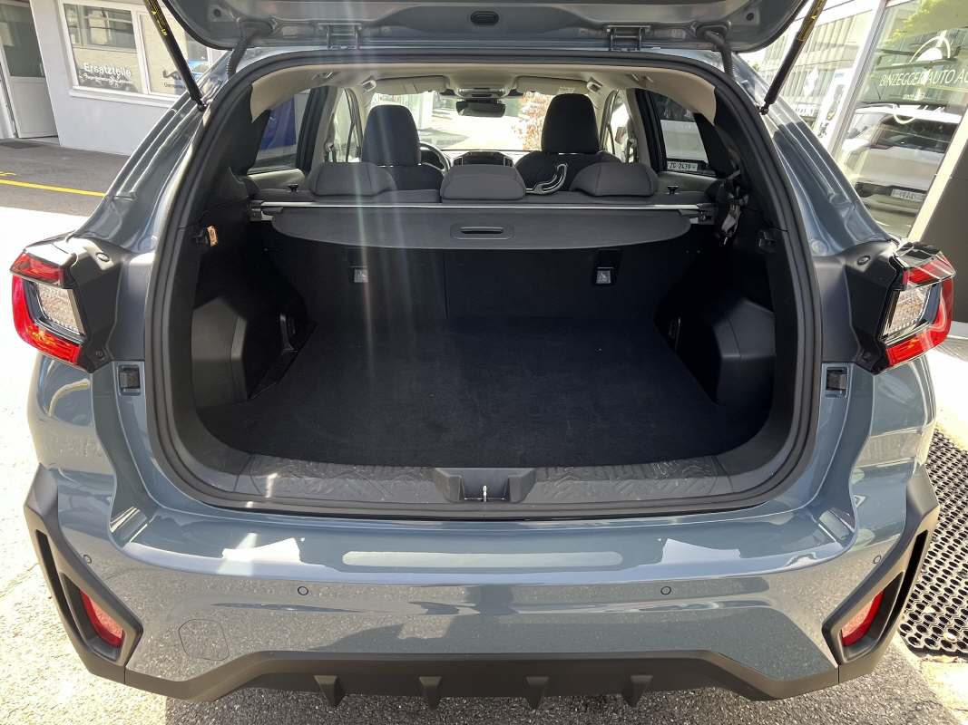 SUBARU Crosstrek 2.0i e-Boxer Swiss Plus