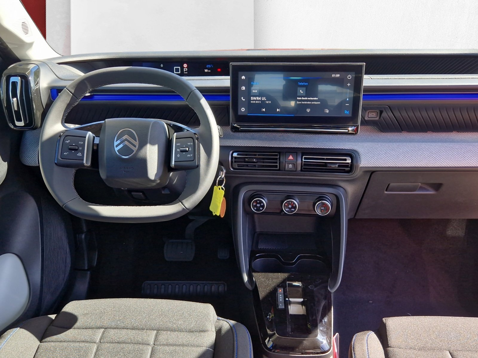 CITROEN C3 1.2 Hybrid Plus Automat 110 PS