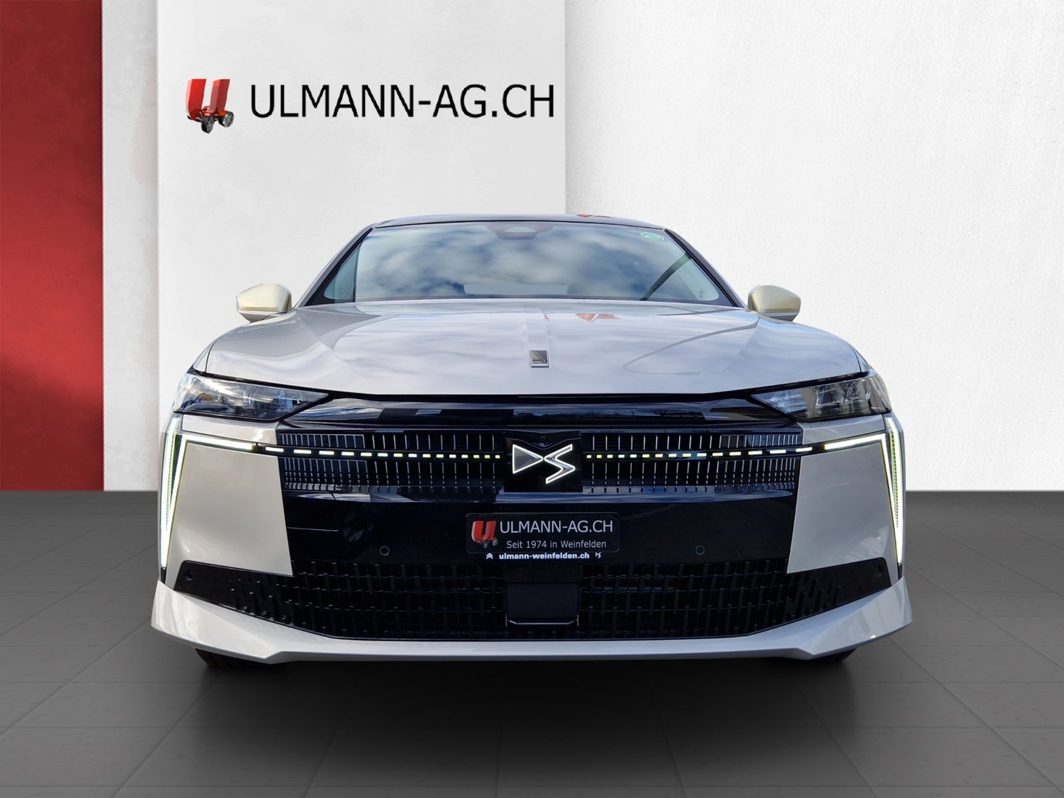 DS AUTOMOBILES DS N°4 1.6 Performance Line Plugin-Hybrid 240 PS