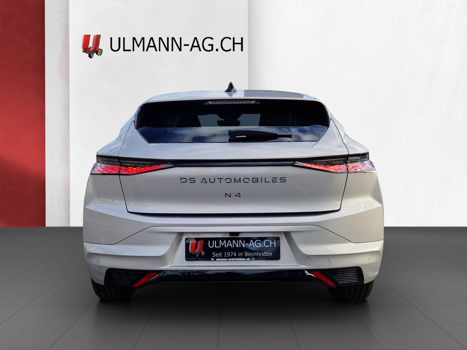 DS AUTOMOBILES DS N°4 1.6 Performance Line Plugin-Hybrid 240 PS