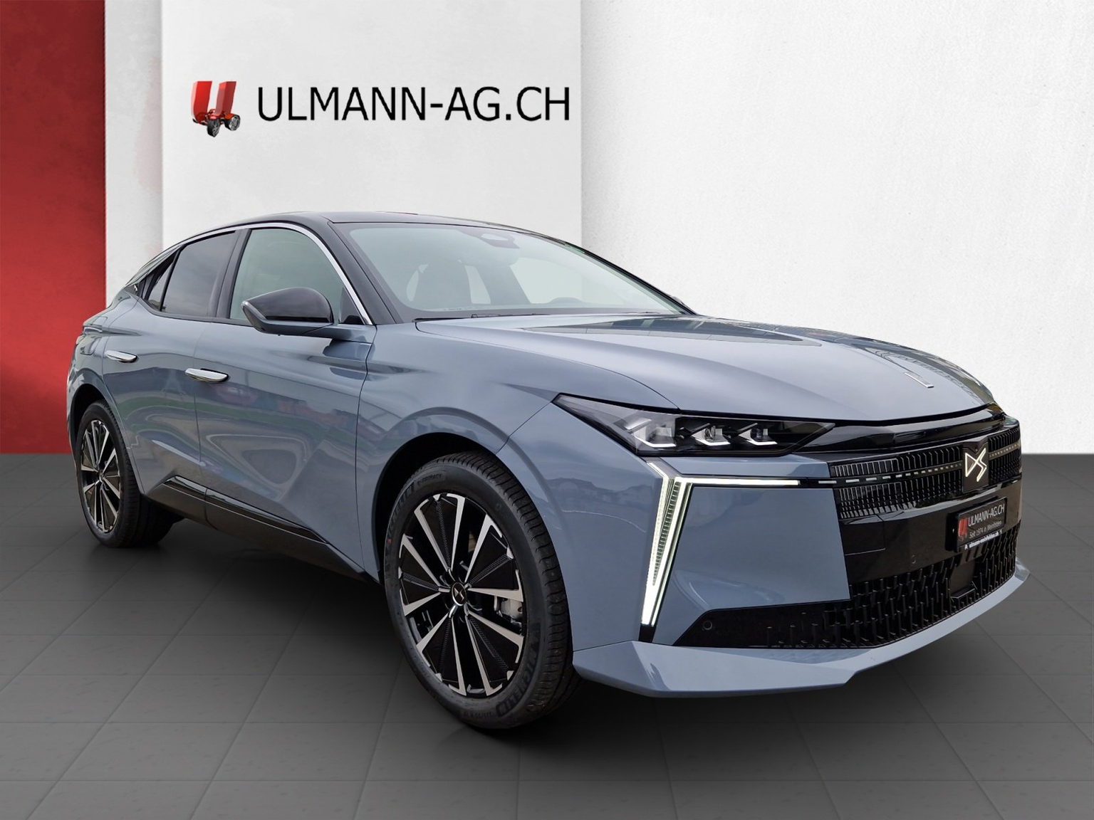 DS AUTOMOBILES DS N°4 E-Tense Étoile Alcantara ELEKTRO