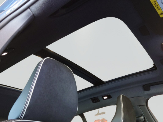 VOLVO XC40 P8 AWD Elec Pro